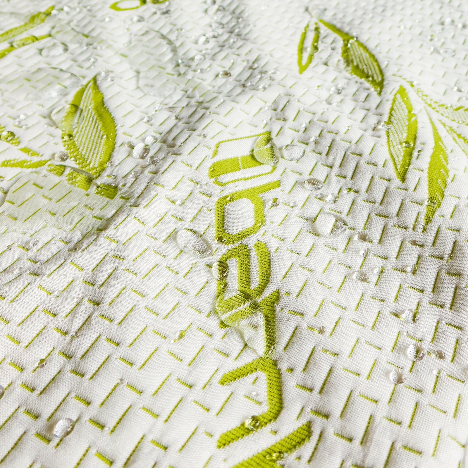 Bamboo Waterproof Mattress Protector with Zipper