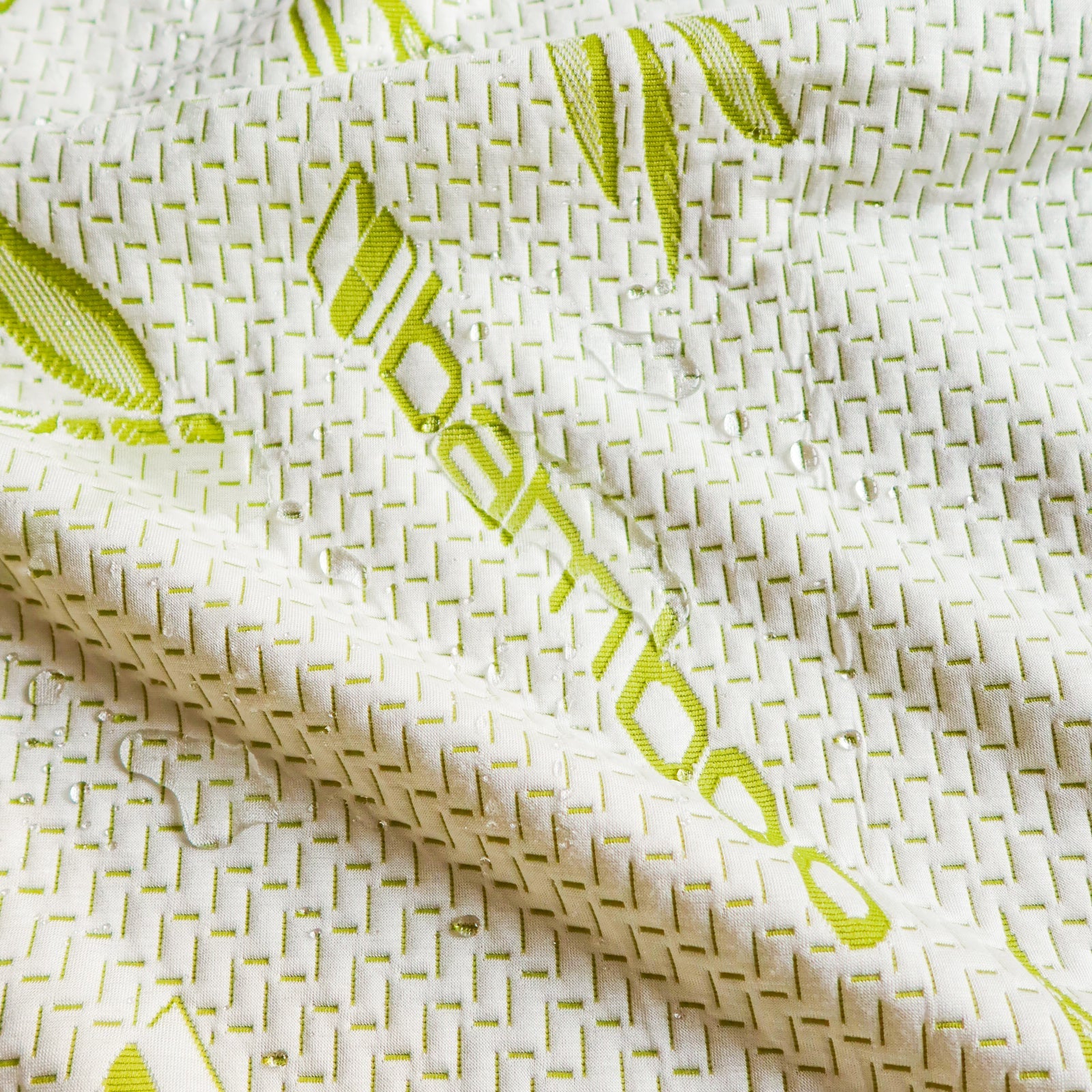 Bamboo Waterproof Mattress Protector with Zipper
