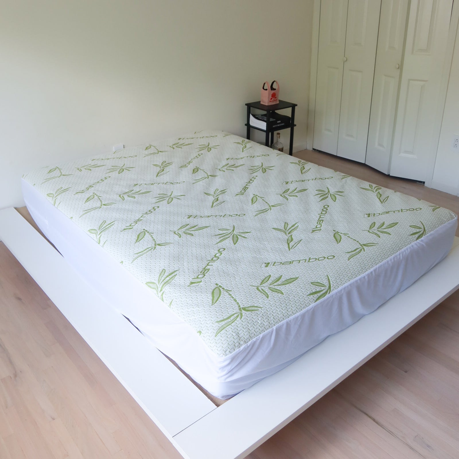 Bamboo Waterproof Mattress Protector with Zipper